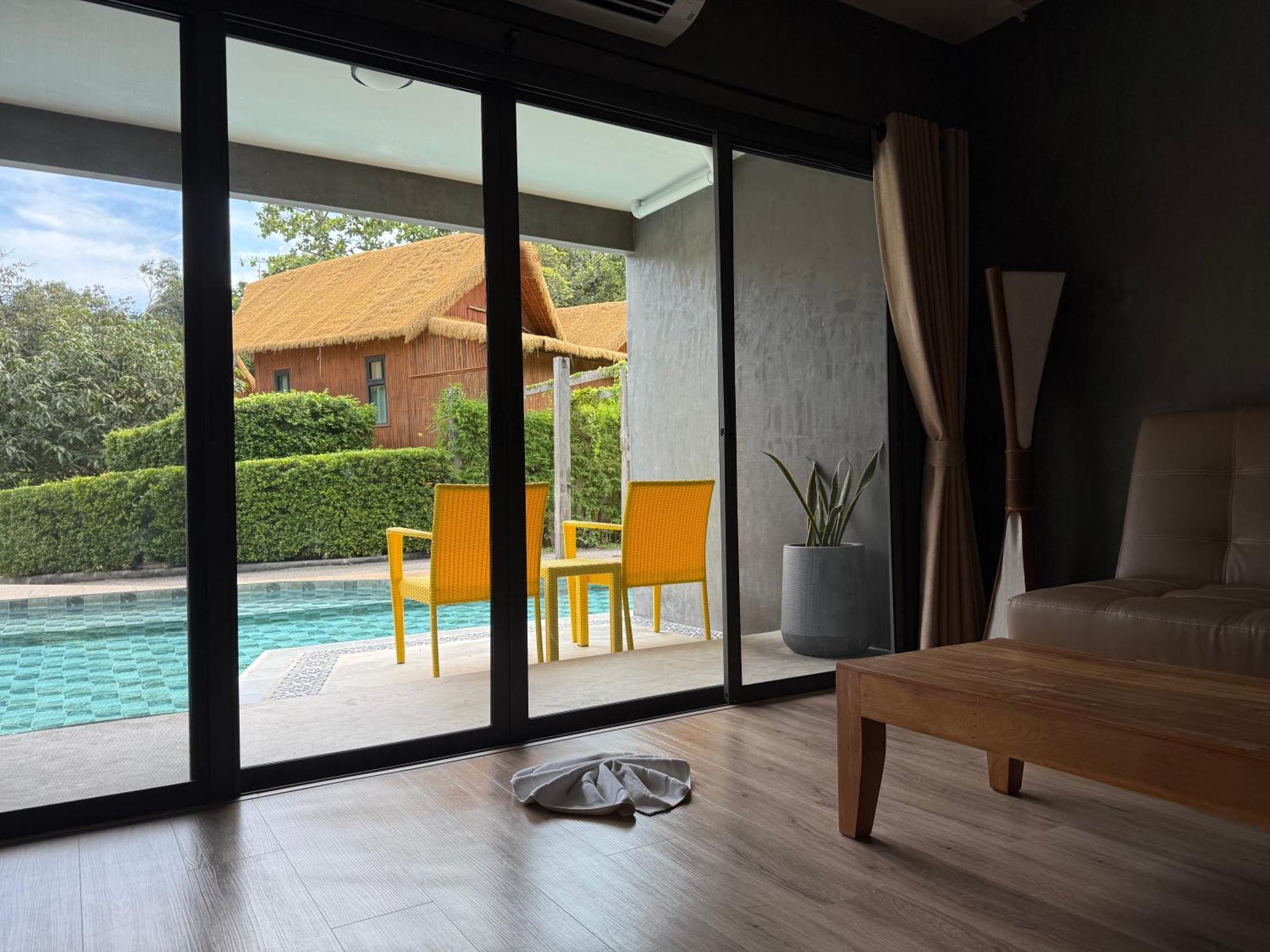 Anyavee Krabi Beach Resort Klong Muang Beach Oda fotoğraf